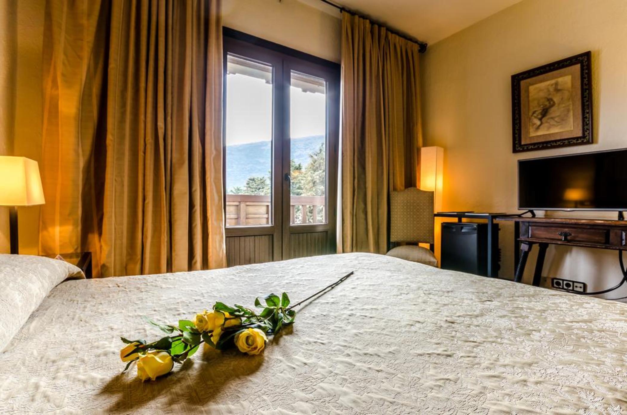 Hotel Temple Ponferrada Ngoại thất bức ảnh