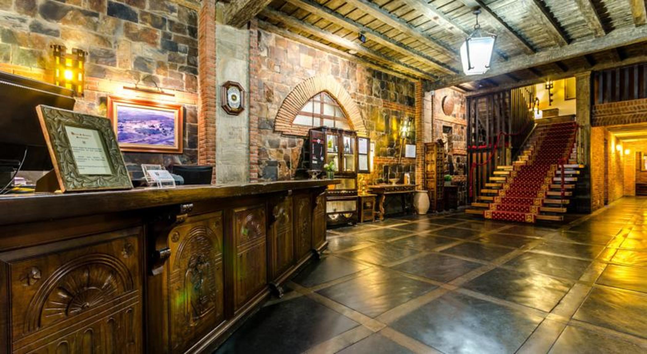Hotel Temple Ponferrada Ngoại thất bức ảnh