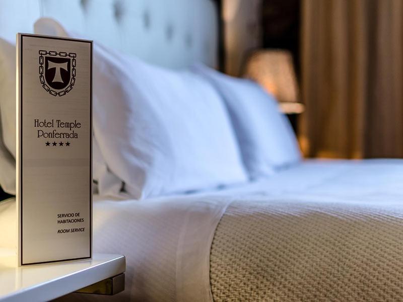Hotel Temple Ponferrada Ngoại thất bức ảnh