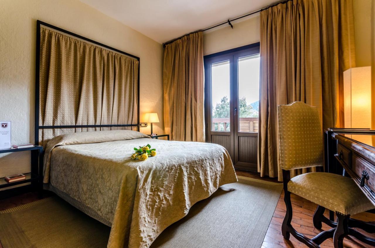 Hotel Temple Ponferrada Ngoại thất bức ảnh